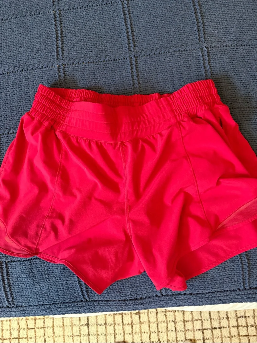 lululemon athletica vibrant fuchsia